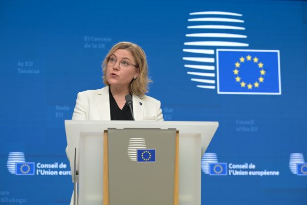 EU presents new visa strategy to attract global talent