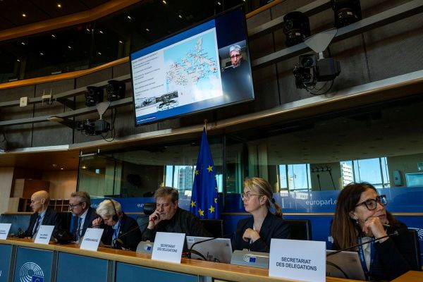 MEPs call for deeper EU–Canada partnership