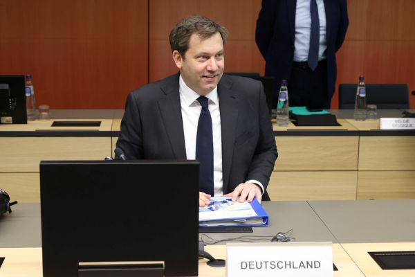 German Vice Chancellor has serious doubts that this ​war is legitimate under ​international law