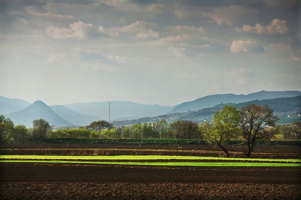 See how Iran war affects business and agriculture in Kosovo, one of Europe’s poorest countries