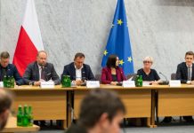 Poland: Parliamentary committee adopts final report on Pegasus