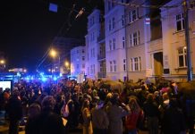 Women protest for free access to legal abortions in Poland