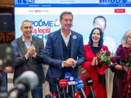 Slovakia reelects eight regional heads